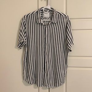 Denim & Flower Button Top Size L